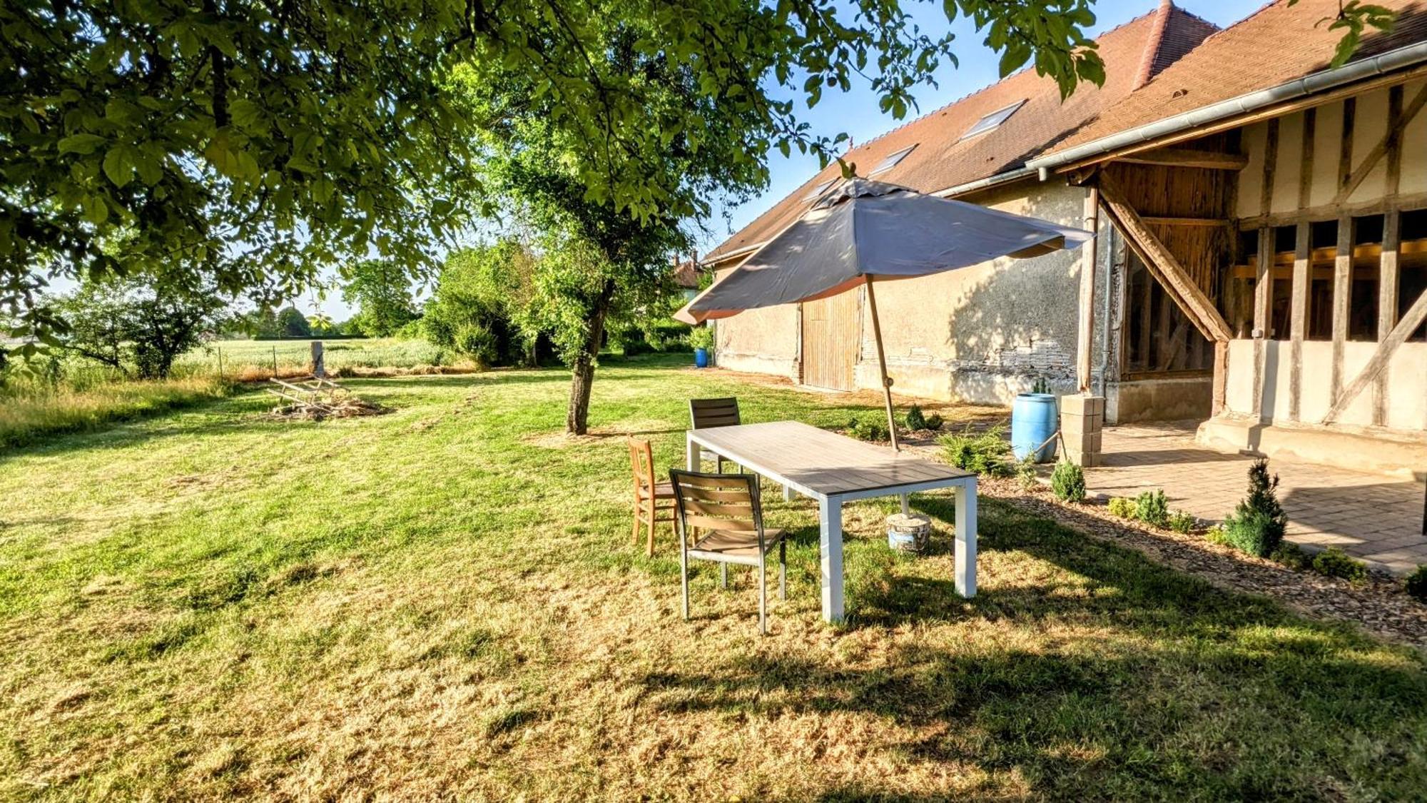 Buchères Appartement Prive Le Chardonnay, Jardin, Parking מראה חיצוני תמונה